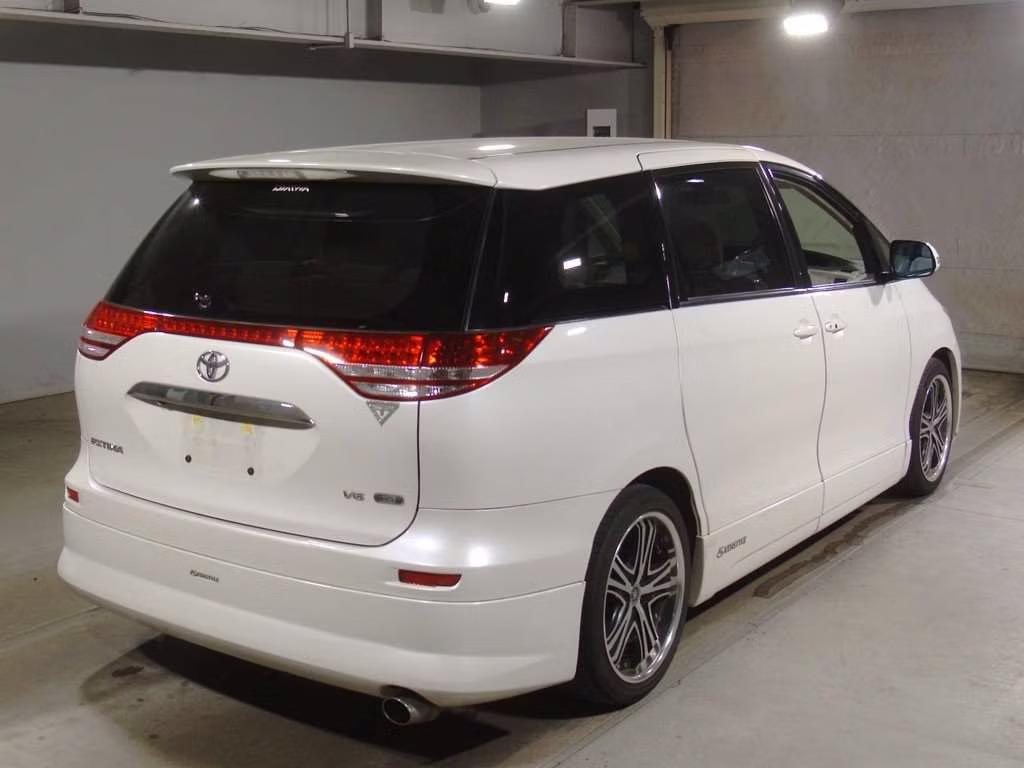 TOYOTA ESTIMA