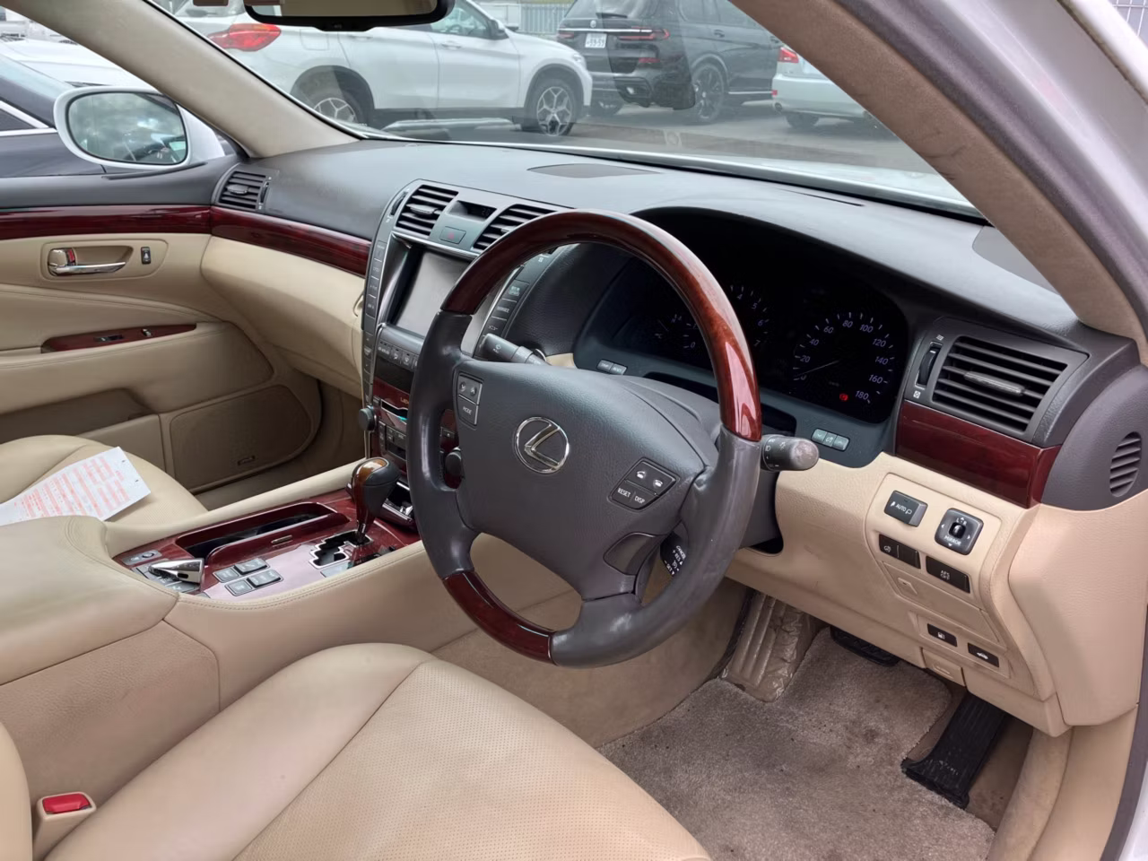 LEXUS LS460