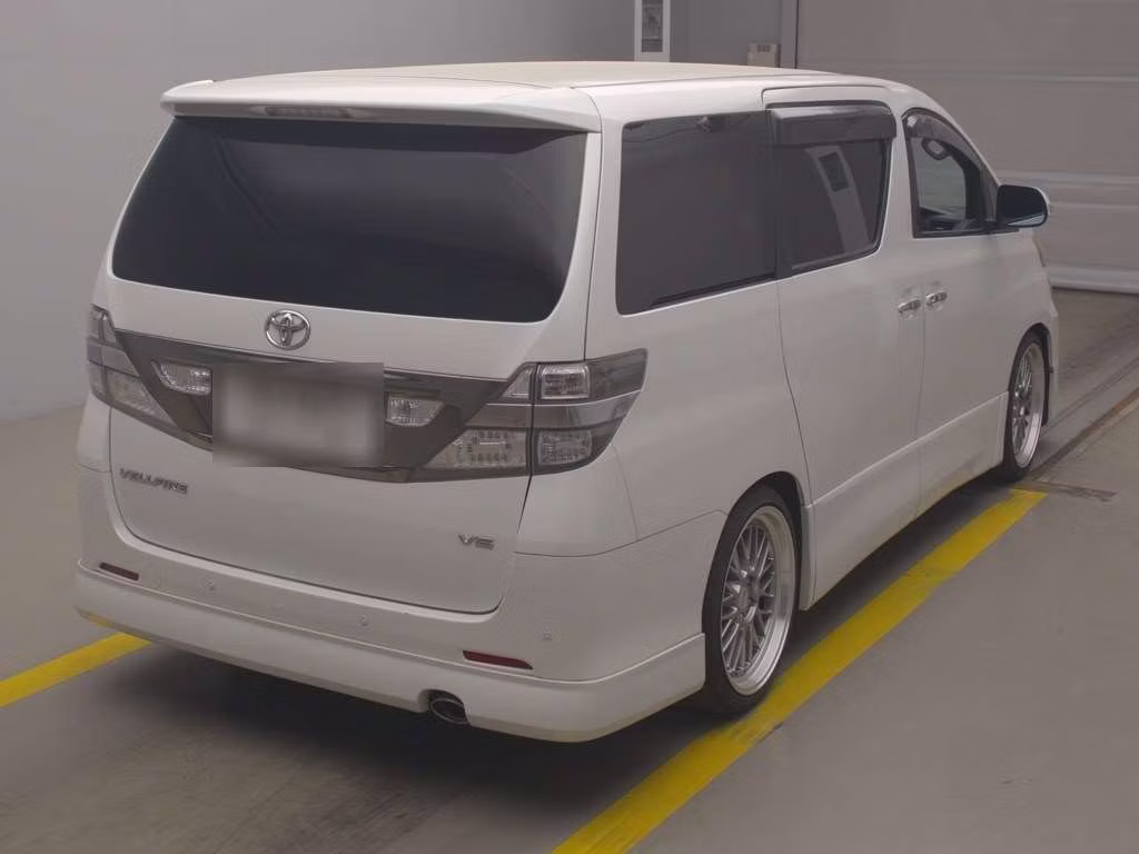 TOYOTA VELLFIRE