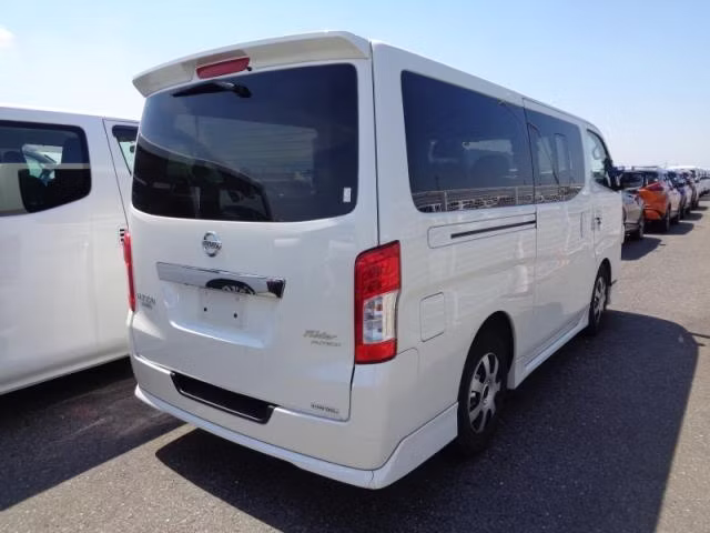 NISSAN NV350 CARAVAN