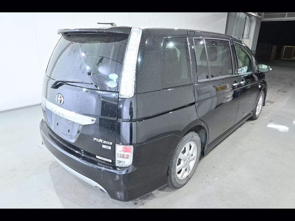 TOYOTA ISIS