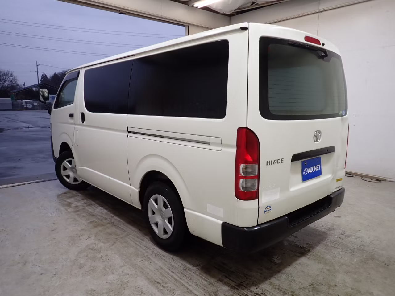 TOYOTA REGIUS ACE