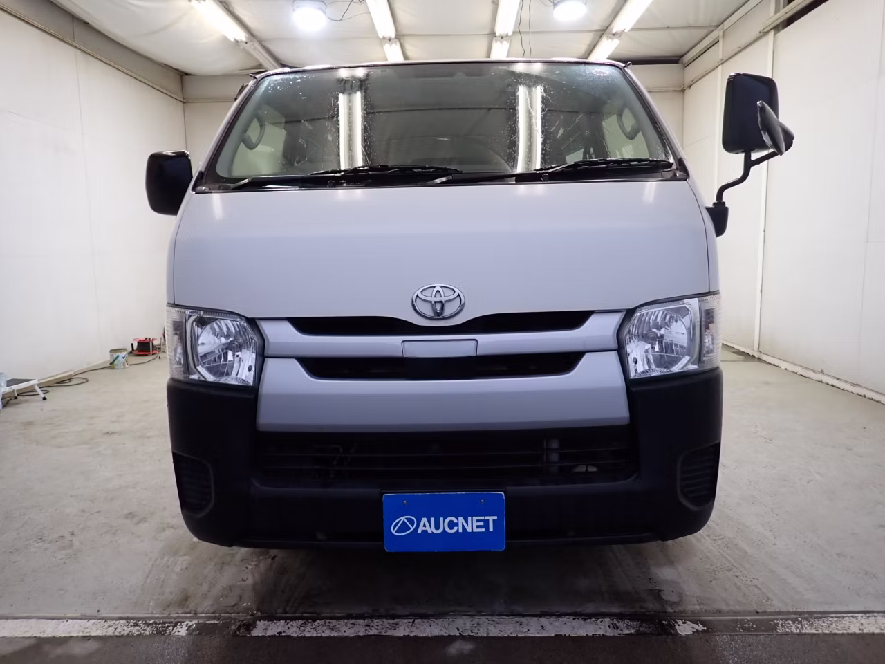 TOYOTA REGIUS ACE