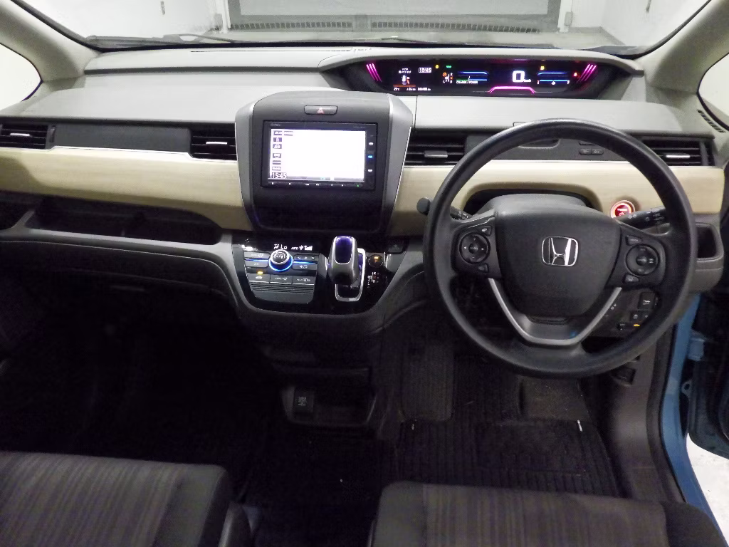 HONDA FREED