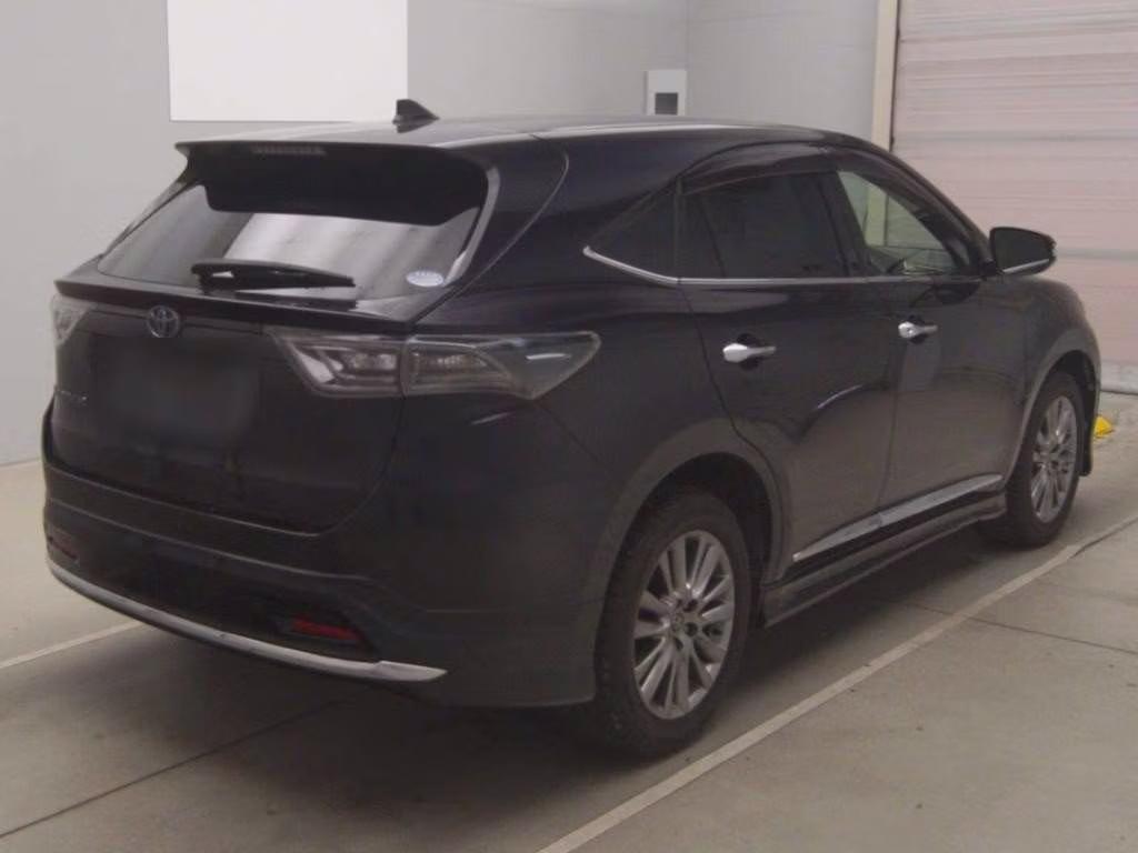 TOYOTA HARRIER