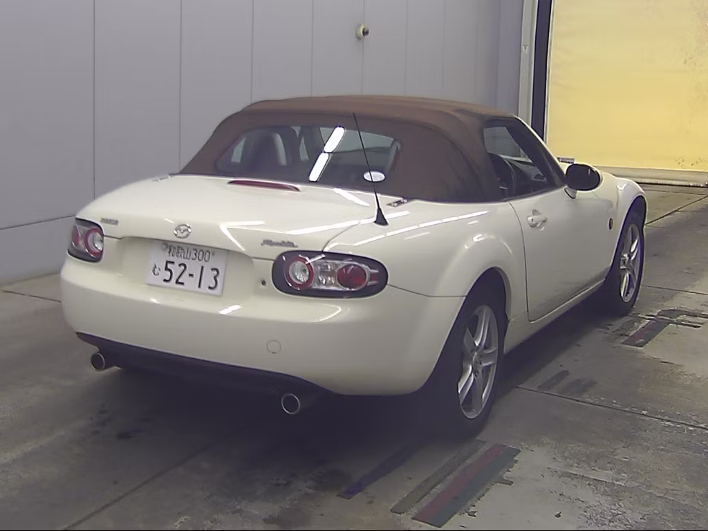 MAZDA ROADSTER