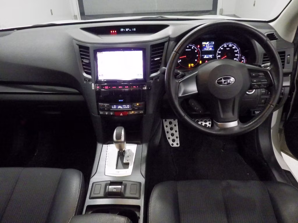 SUBARU LEGACY