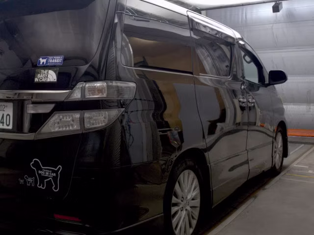 TOYOTA VELLFIRE