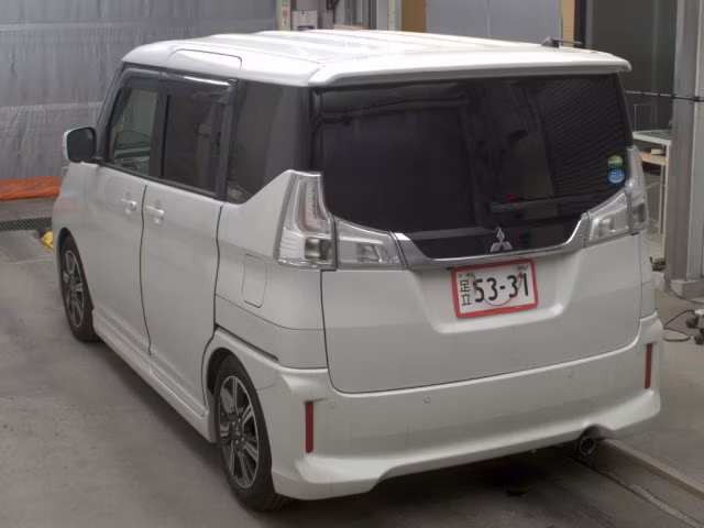 MITSUBISHI DELICA D:2