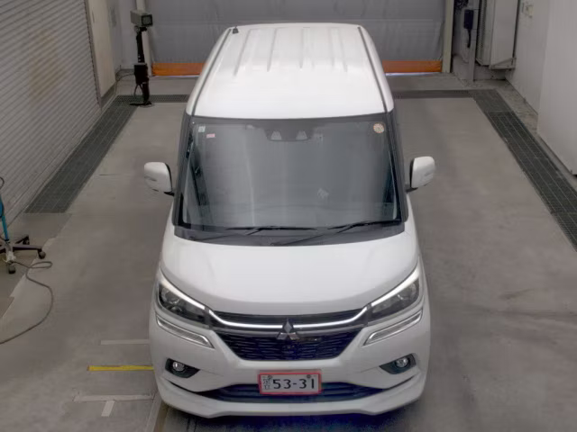 MITSUBISHI DELICA D:2