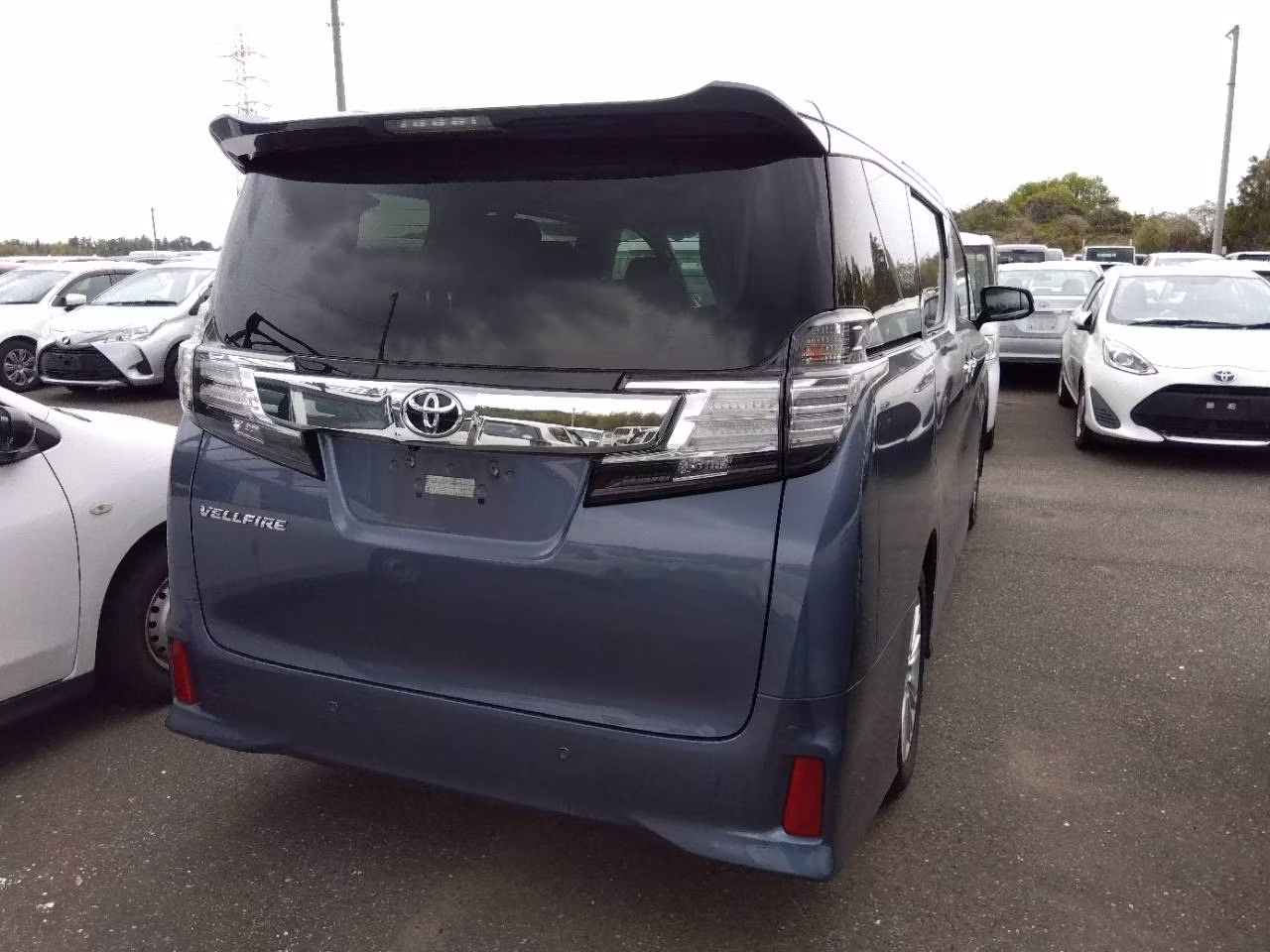 TOYOTA VELLFIRE