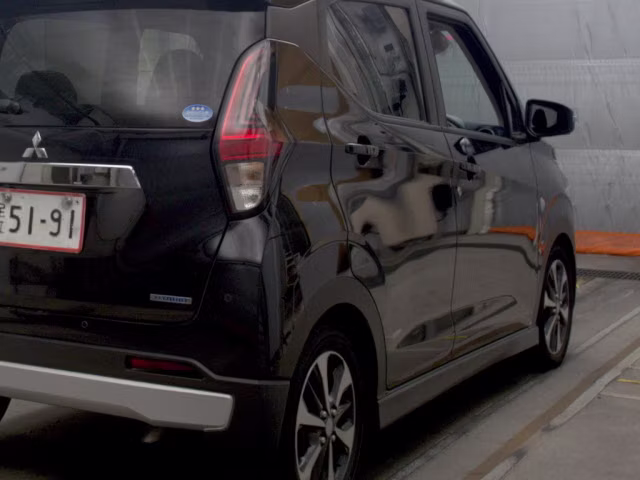 MITSUBISHI EK X