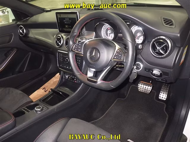 MERCEDES-BENZ CLA-CLASS