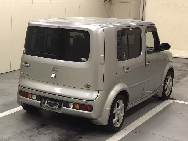 NISSAN CUBE