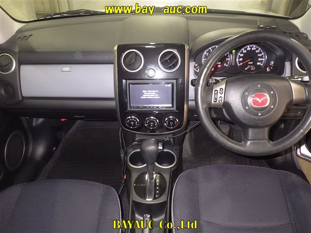 MAZDA VERISA
