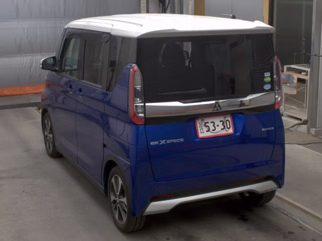 MITSUBISHI EK SPACE
