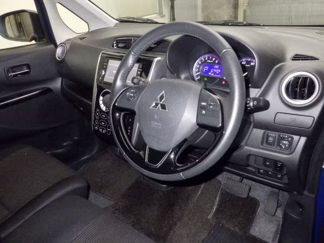 MITSUBISHI EK CUSTOM
