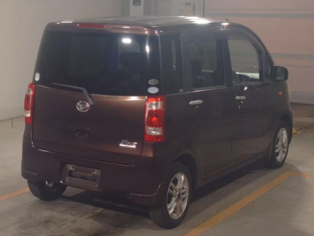 DAIHATSU TANTO EXE