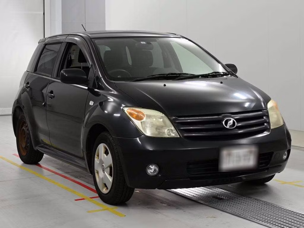 TOYOTA IST