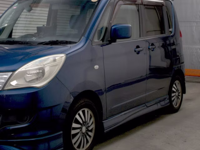 MITSUBISHI DELICA D:2