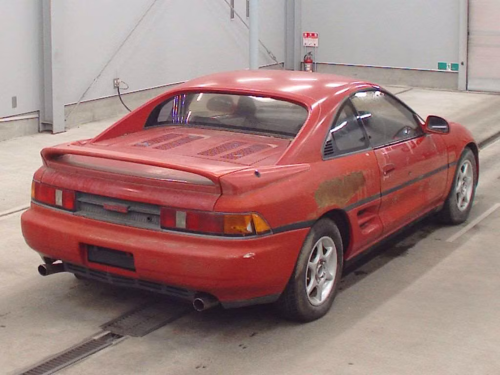 TOYOTA MR2