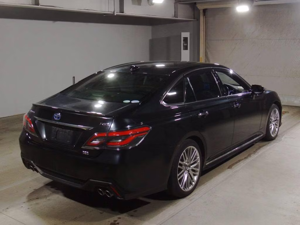 TOYOTA CROWN