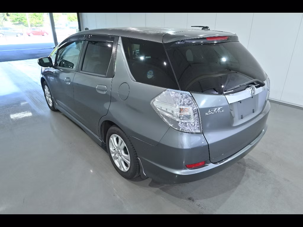 HONDA FIT SHUTTLE