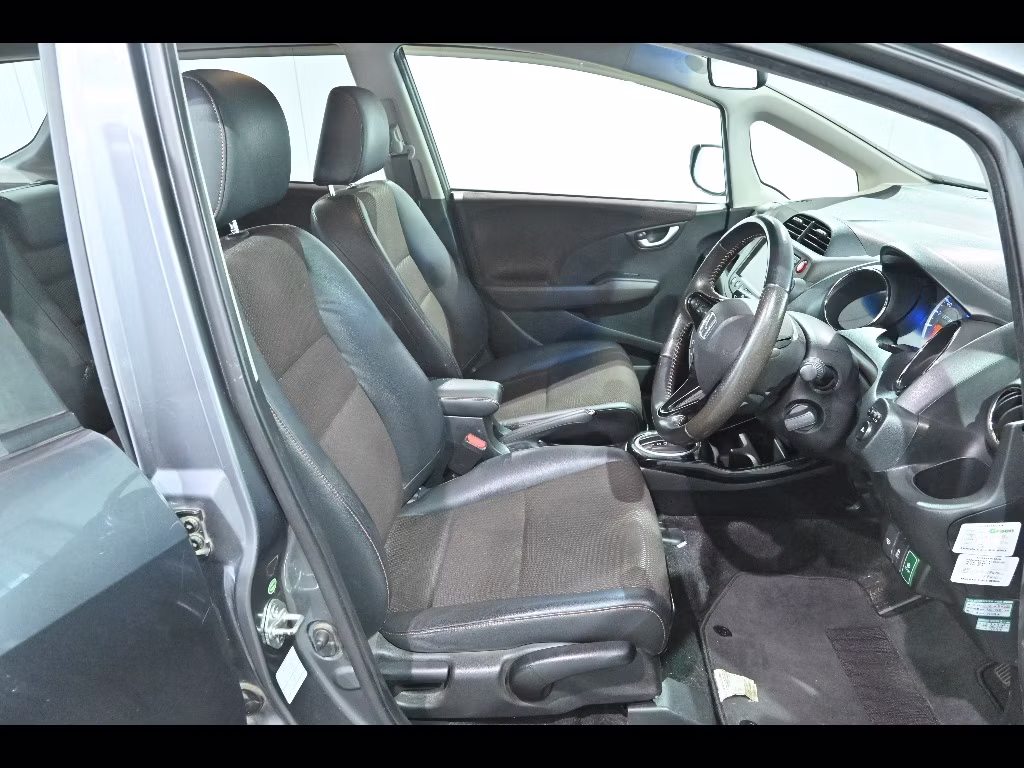 HONDA FIT SHUTTLE