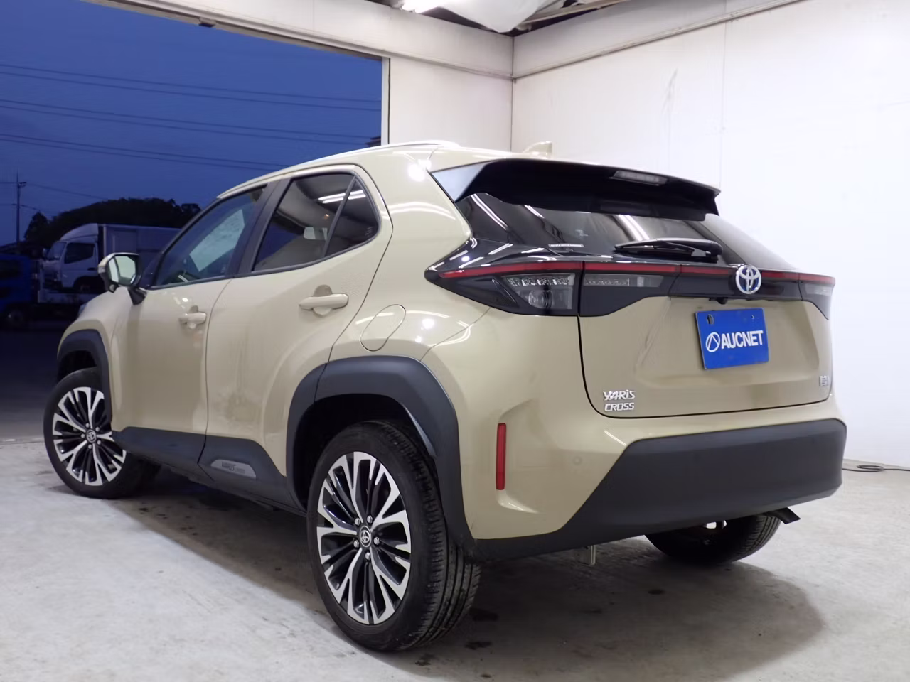 TOYOTA YARIS CROSS