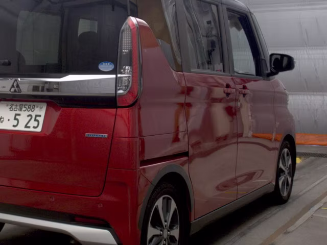MITSUBISHI EK SPACE