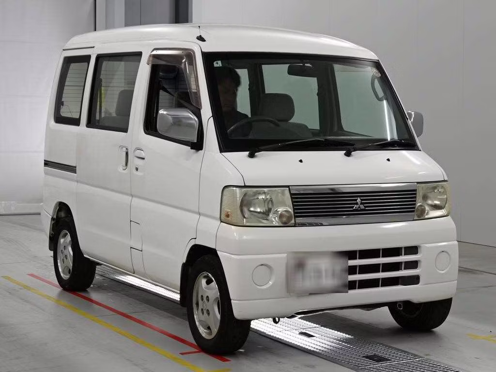 MITSUBISHI TOWN BOX