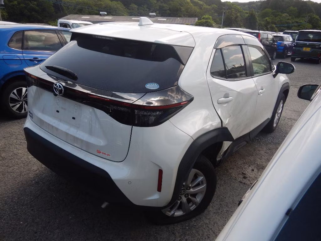 TOYOTA YARIS CROSS