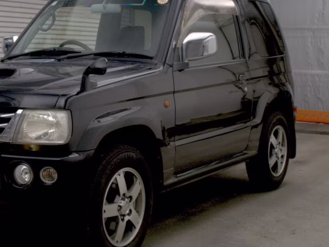 MITSUBISHI PAJERO MINI