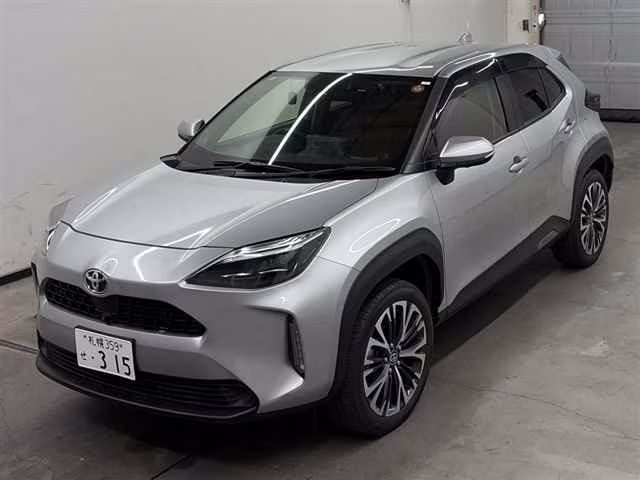 TOYOTA YARIS CROSS