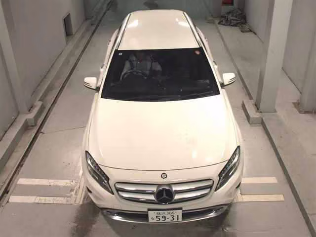 MERCEDES-BENZ GLA-CLASS
