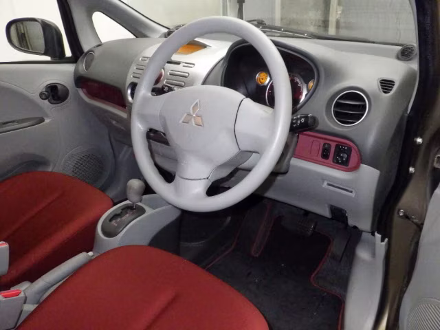 MITSUBISHI I