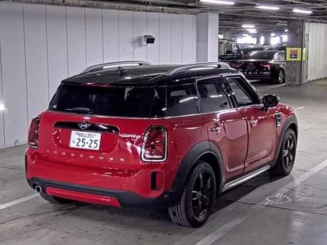 MINI CROSSOVER