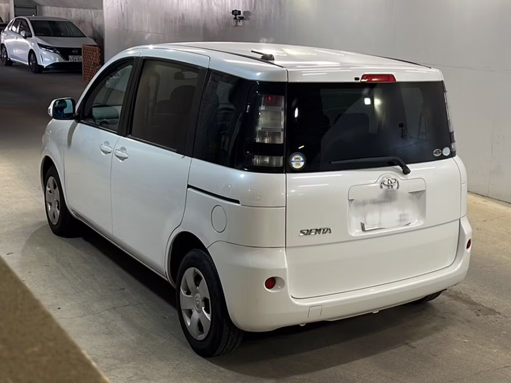 TOYOTA SIENTA