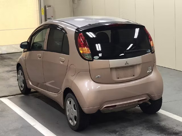 MITSUBISHI I