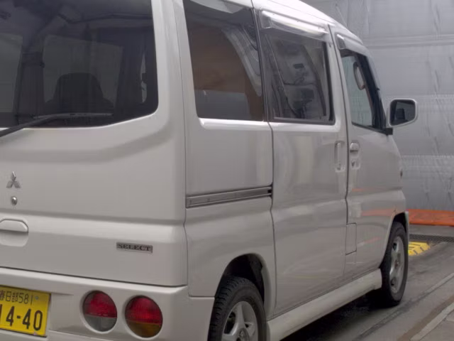 MITSUBISHI TOWN BOX