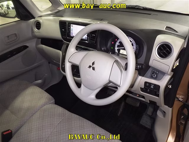 MITSUBISHI EK SPACE
