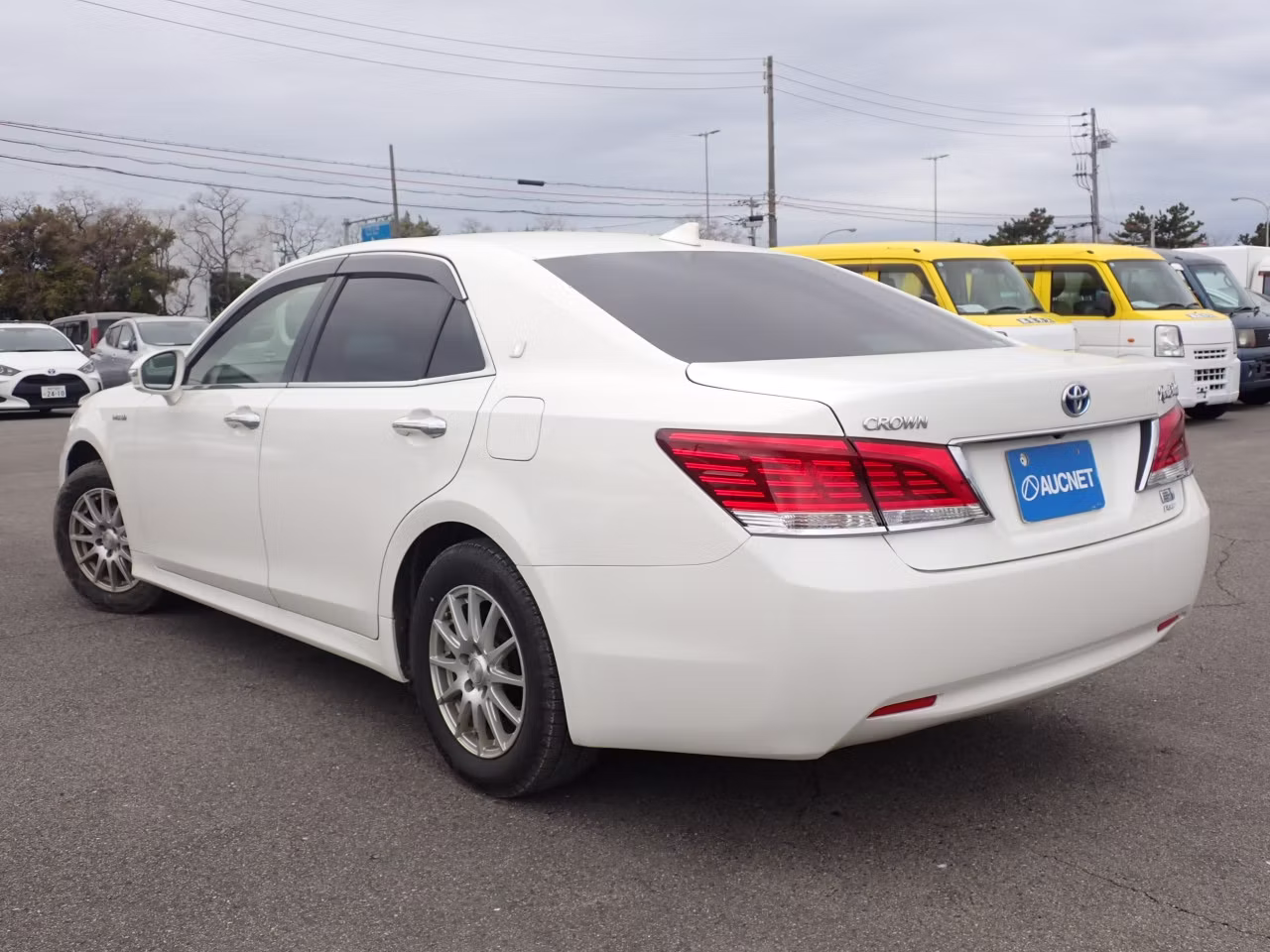 TOYOTA CROWN