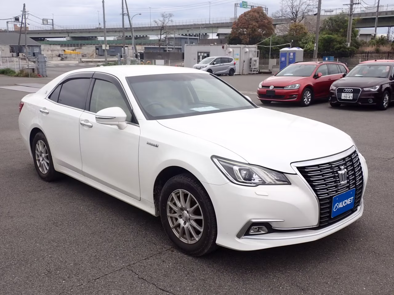 TOYOTA CROWN