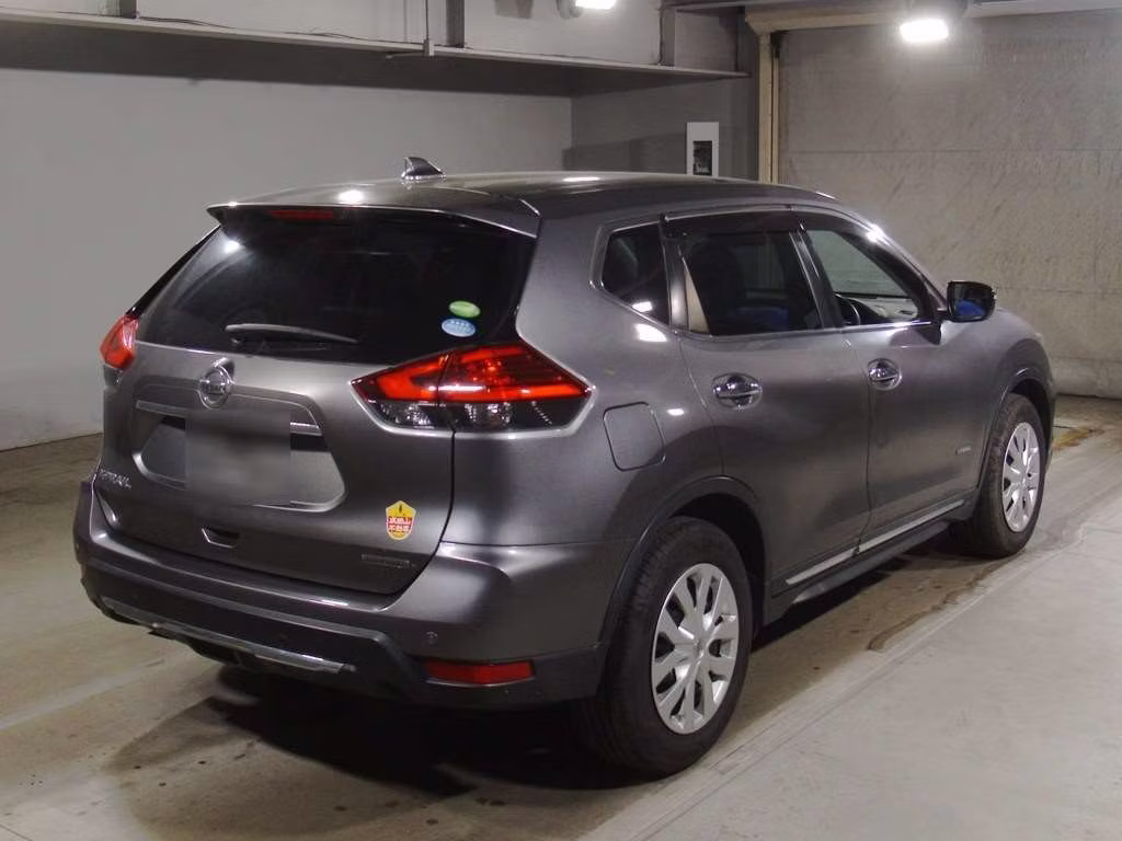 NISSAN X-TRAIL