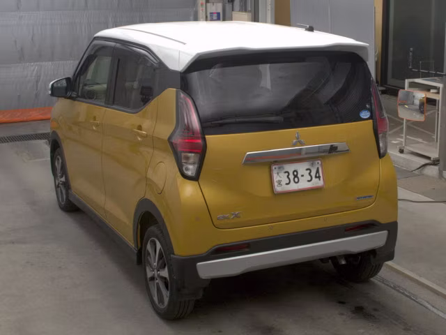 MITSUBISHI EK X
