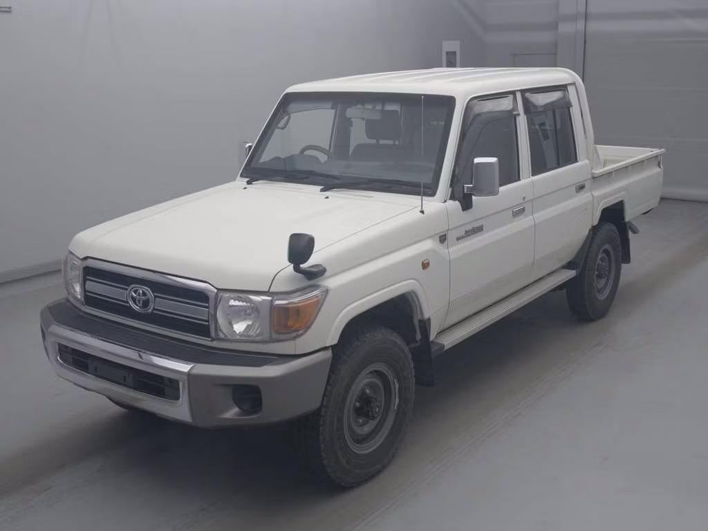TOYOTA LAND CRUISER