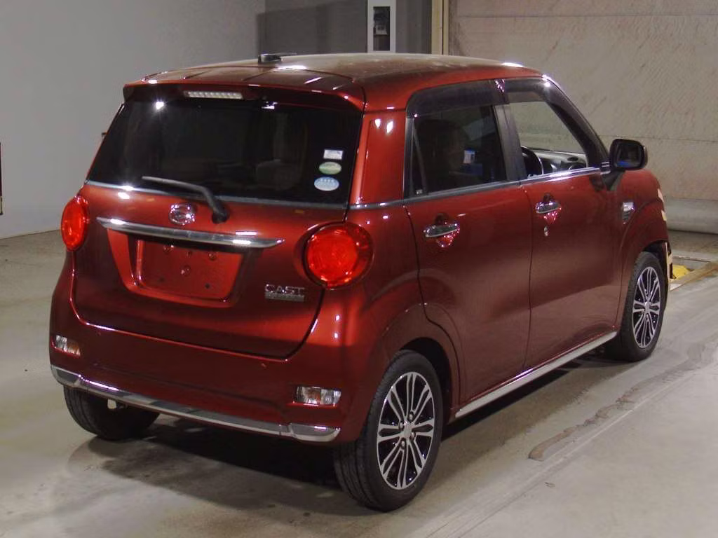 DAIHATSU CAST