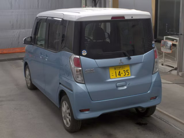MITSUBISHI EK SPACE