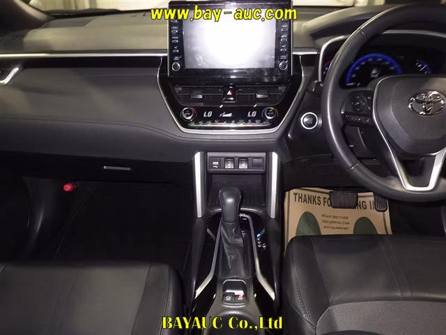 TOYOTA COROLLA CROSS
