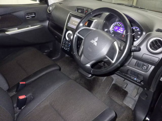 MITSUBISHI EK CUSTOM